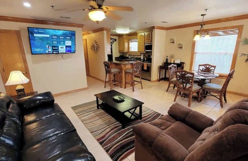 South Padre Island Villa | Ideal Campeche Triplex Unit C with Oceanfront Pool Access