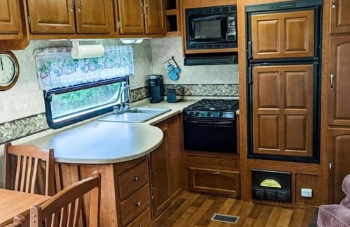 Burks Fork Cabin | Idyllic Camper Retreat with Creek View in Farm Setting