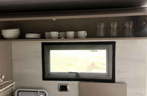 Sesquile House | Experience Unique Stays at Camper La Meseta – Family Friendly!
