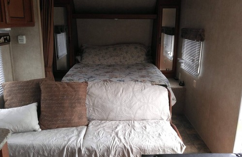 Waresboro Resort | Cozy Camper by the Pool at Pebble Hill RV Resort