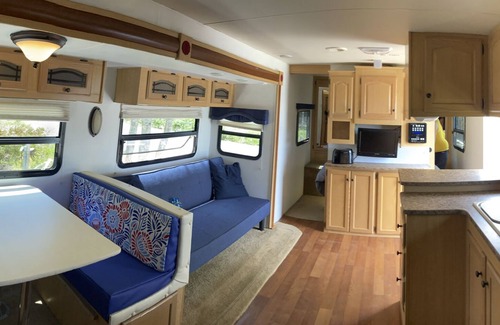 River Bourgeois House | Secluded Camper's Nest: Canoe Bay Retreat Near St. Peters