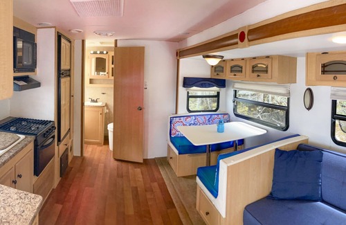 River Bourgeois House | Secluded Camper's Nest: Canoe Bay Retreat Near St. Peters