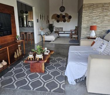 Cha Grande House | Relax at Campestre_05: Oceanfront Retreat for Families