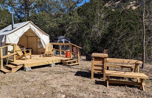 Vanderpool Other | Camping ∙ 1 bedroom ∙ 2 guests