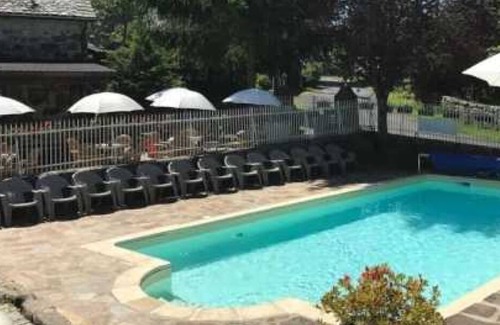Banes House | Camping 3 étoiles - Piscine - eeeege