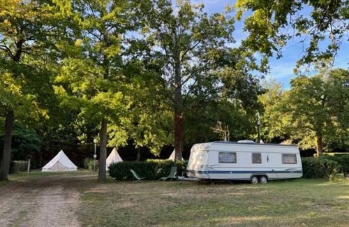 Bagneaux-sur-Loing House | Cozy 3-Star Camping Retreat with Spa & Family-Friendly Amenities