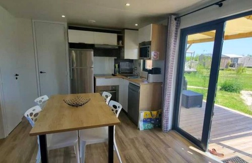 Mont-pres-Chambord House | Camping 3 étoiles - Piscine - ccbadca