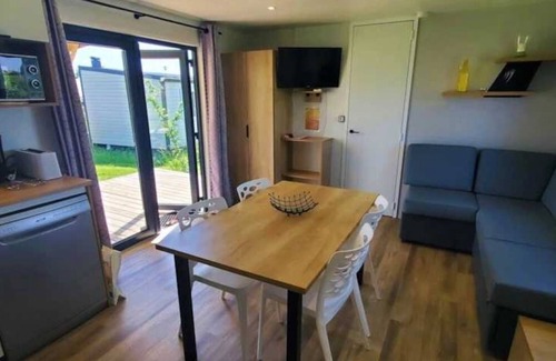 Mont-pres-Chambord House | Camping 3 étoiles - Piscine - ccbadca