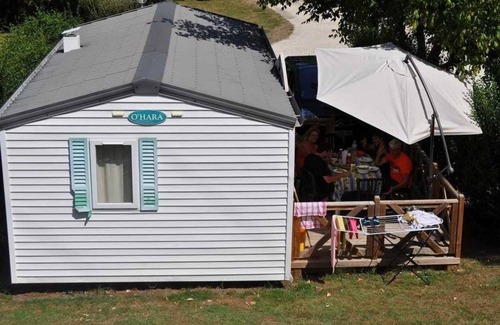 Montpon-Menesterol House | Camping 3 étoiles - Piscine - ccbb0ic