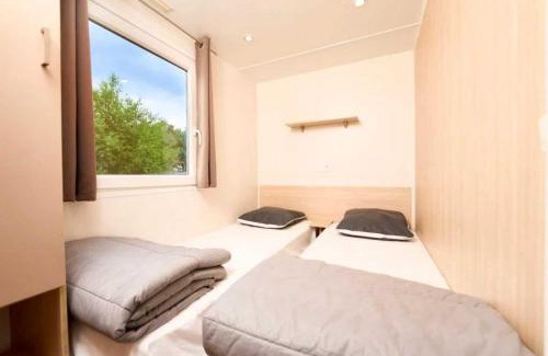 Malemort-du-Comtat Other | Camping 3 étoiles - Piscine - efaeh0