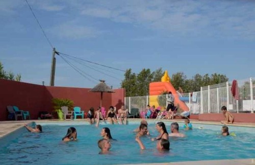 Vic-la-Gardiole House | Family-Friendly Camping with Pool and Spa Services