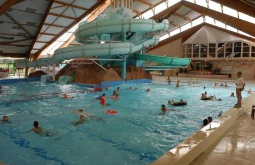 Chateauroux Other | Family-Friendly Mobilhome with Pet Amenities - eeedhe
