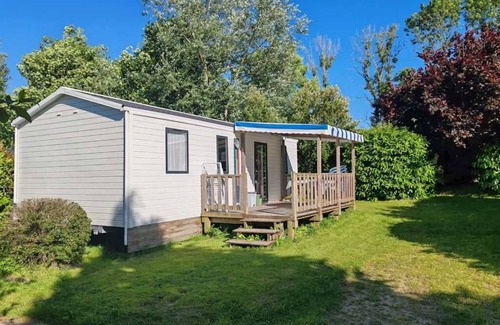 Pouldreuzic House | Relaxing 3-Star Camping with Pool & Family-Friendly Amenities