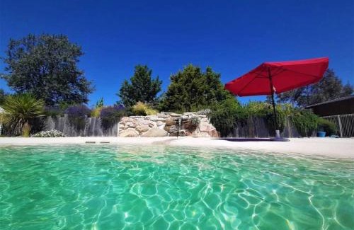 Plovan Other | Relaxing 4-Star Mobilhome with Pool & Pet-Friendly Perks