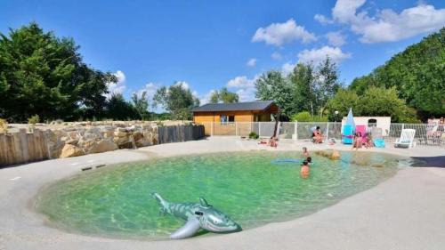 Plovan Other | Relaxing 4-Star Mobilhome with Pool & Pet-Friendly Perks