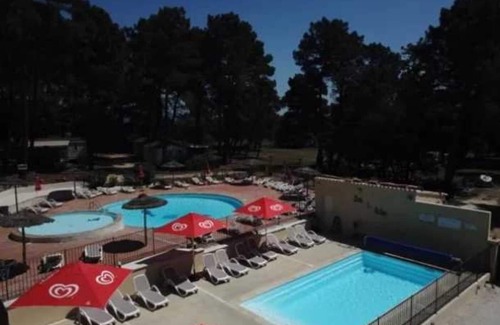 Bollene House | Camping 3 étoiles - Piscine - eehcib