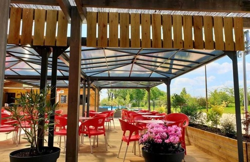 Loudeac House | Camping 3 étoiles - Piscine - ccbaicf