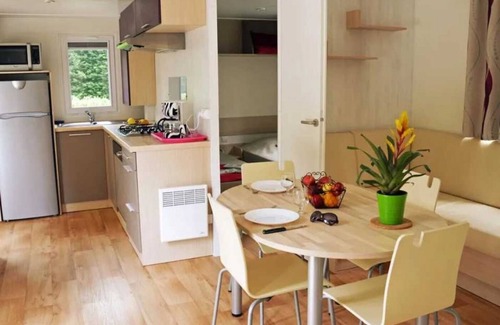 Martres-Tolosane House | Camping 4 étoiles - Parc aquatique - ccaadeh