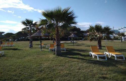 Lattes Other | Relax at Camping 4 Étoiles Le Lac des Rêves with Ocean Views