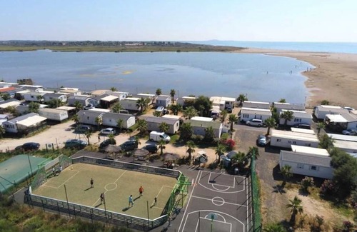 Serignan-Plage House | Camping 4 étoiles - Piscine - ccb0b0g