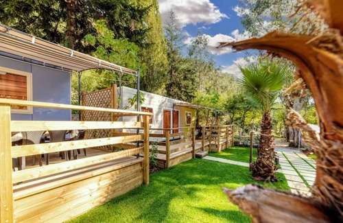 Apricale House | Relaxing Camping 4 Étoiles with Pool and Family Amenities