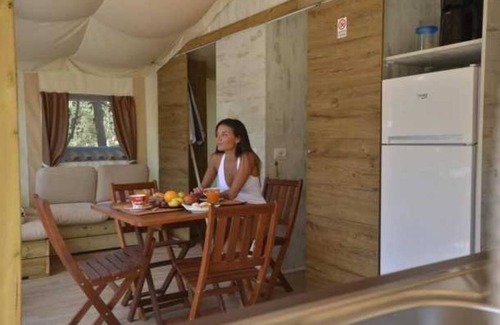 Alghero House | Experience 4-Star Camping with Pool and Spa Amenities
