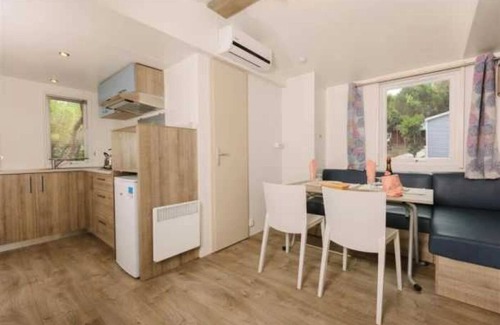 Alghero House | Relaxing 4-Star Camping with Pool and Spa Amenities