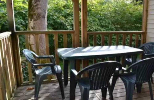 Mezos House | Exclusive 5-Star Camping with Pool & Spa Amenities