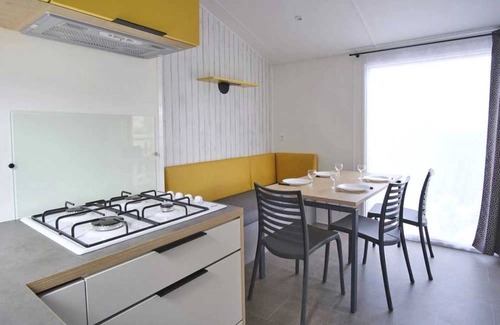 Bretignolles-sur-Mer House | Family-Friendly 5-Star Camping with Water Park Fun