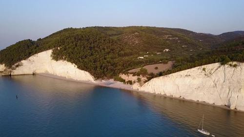 Mattinata Apartment | Discover Camping Apartment Vignanotica with Private Beach Access
