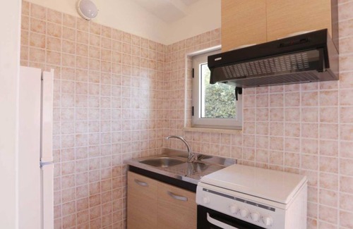 Magazzeno RV Rental | Pet-Friendly Camping B&B with Ocean View in Salerno