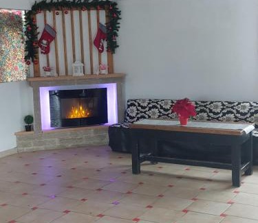 Brancovenesti Other | Discover Camping Cabana Gonduzo: 9/10 Rated Getaway