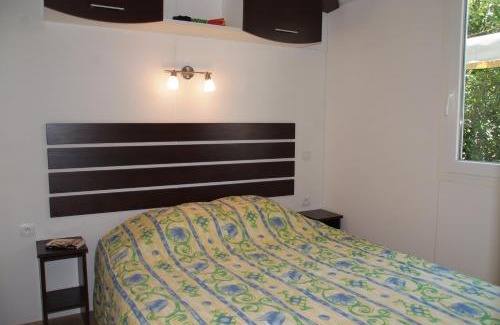 Bormes-Les-Mimosas Other | Cozy Camping Clau Mar Jo: Oceanfront & Pet Friendly Retreat