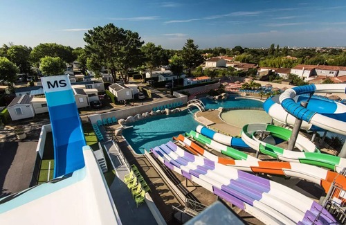 Olonne-sur-Mer House | Oceanfront 4 Room Cottage for Families at Camping Club MS