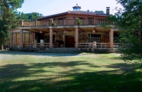 Vinuesa Other | Discover Camping Cobijo: Pet-Friendly Retreat with Breakfast