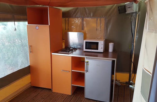 Bannay RV Rental | Pet-Friendly Retreat at Camping de l'Île with Pool & Dining