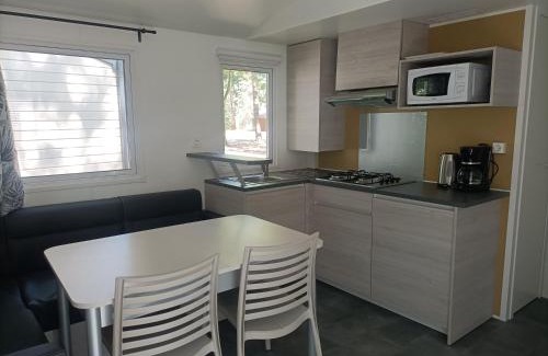 Saints-Geosmes Resort | Pet-Friendly Camping de la Croix d'Arles with Ocean View