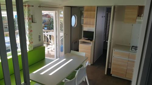 Damgan Other | Oceanfront Retreat at Camping de la Plage - Damgan