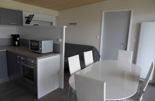 Langeac RV Rental | Scenic Camping des Gorges de L'allier: Pet-Friendly Retreat
