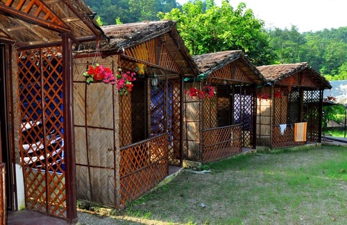 Rishikesh Cabin | Unique Camping Experience in Rishikesh with Breakfast Included