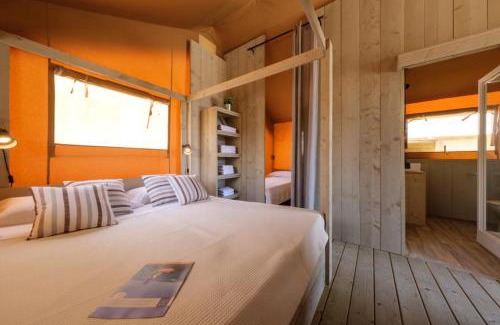 Faio Other | Pet-Friendly Camping Fayón Fishing with Pool & Restaurant