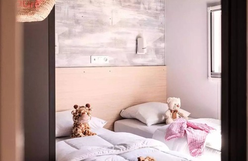Marennes House | Family-Friendly Cottage at Camping Inspire Marennes Oléron