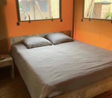 Pontorson Other | Pet-Friendly Camping Haliotis with Oceanfront Views