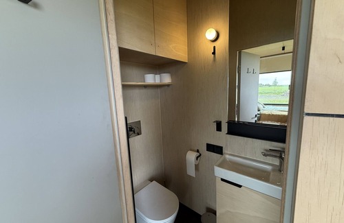Zonnemaire Ski Chalet | Camping Hofstede Zonnevliet - Tiny house