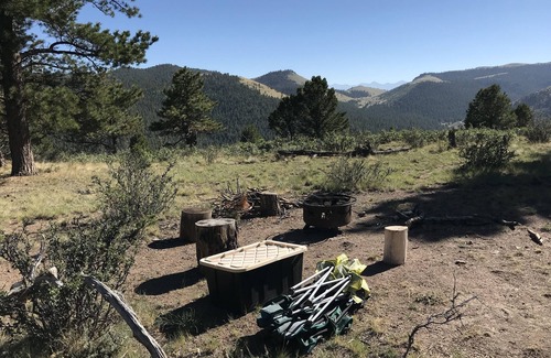 Cotopaxi RV Rental | Unique Camping Experience in the Rockies - Rated 9.6/10