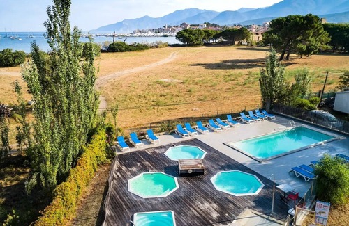 Saint-Florent House | Comfort Mobile Home at Camping Kalliste with Spa & Kitchen