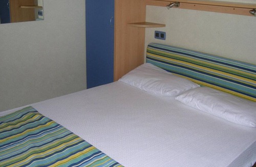 Montemarciano House | Discover Camping L'Oasi di Lulù: Family-Friendly Mobile Home