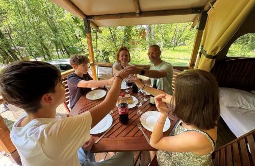 La Motte-Chalancon Other | Oceanfront Camping L'Ondine de Provence - Rated 9.1/10