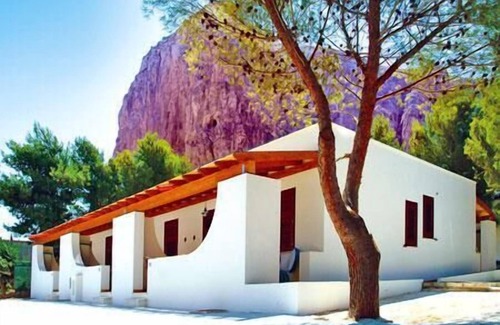 San Vito Lo Capo RV Rental | Relaxing Oceanfront Retreat at Camping La Pineta