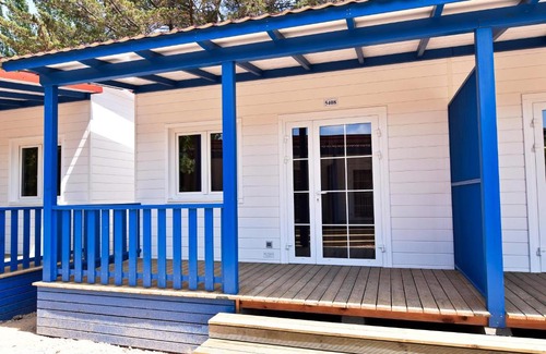 Cubelles Other | Family-Friendly Camping La Rueda with Oceanfront Pool
